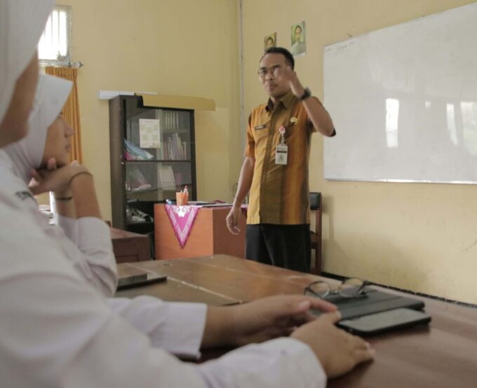 Membangun Masa Depan: Panduan Karir bagi Siswa SMA Membangun Masa Depan: Panduan Karir bagi Siswa SMA